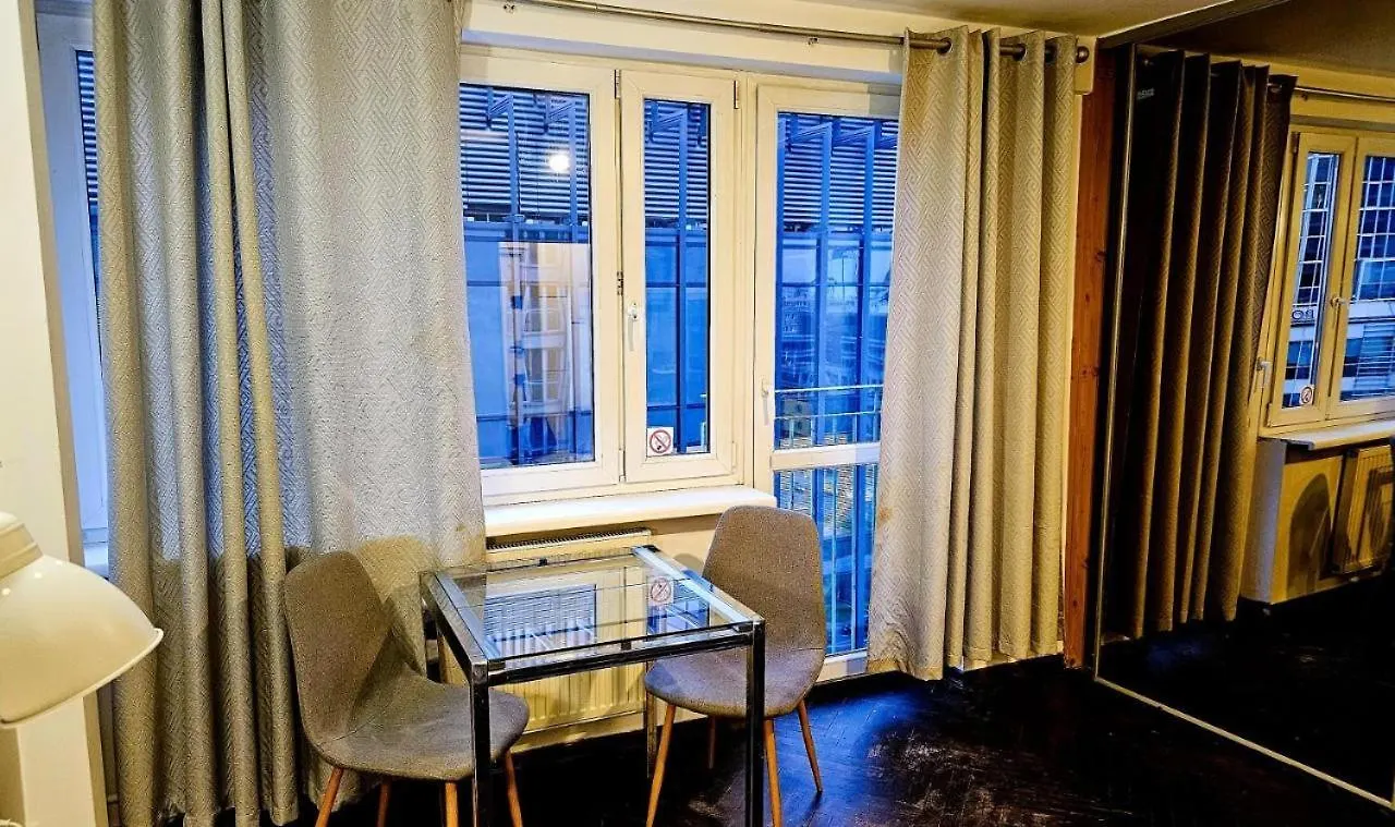 Onz Tower Apartment Warsaw Poland